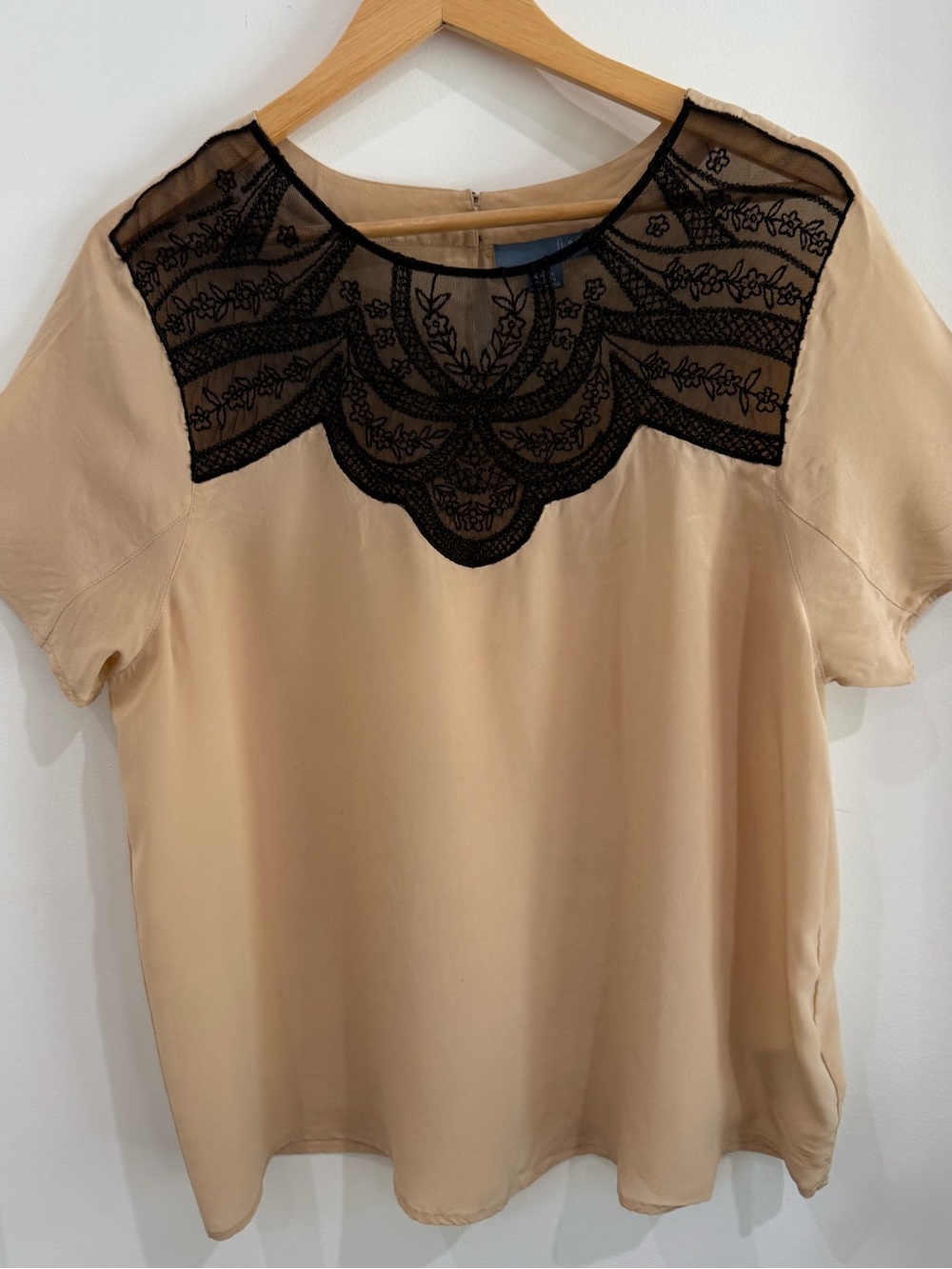 Anthropologie Lil Jukka 100% Silk Romantic Goth Black Lace Sz L Women’s Top Chic